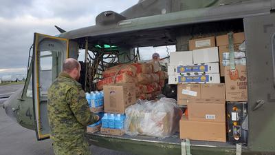 RCAF air lift British Columbia flooding