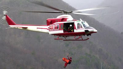 helicopter pilot medical conditions winch rescue