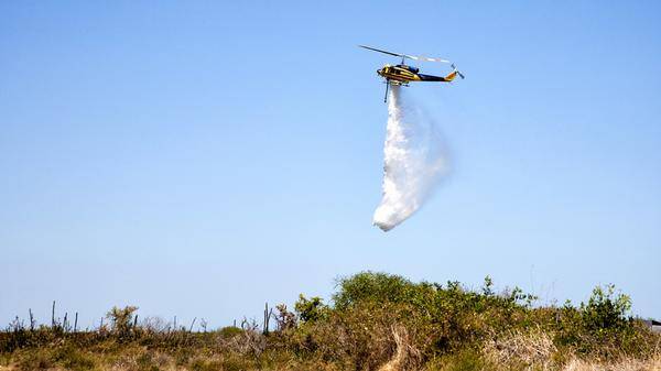 firefighting helicopter